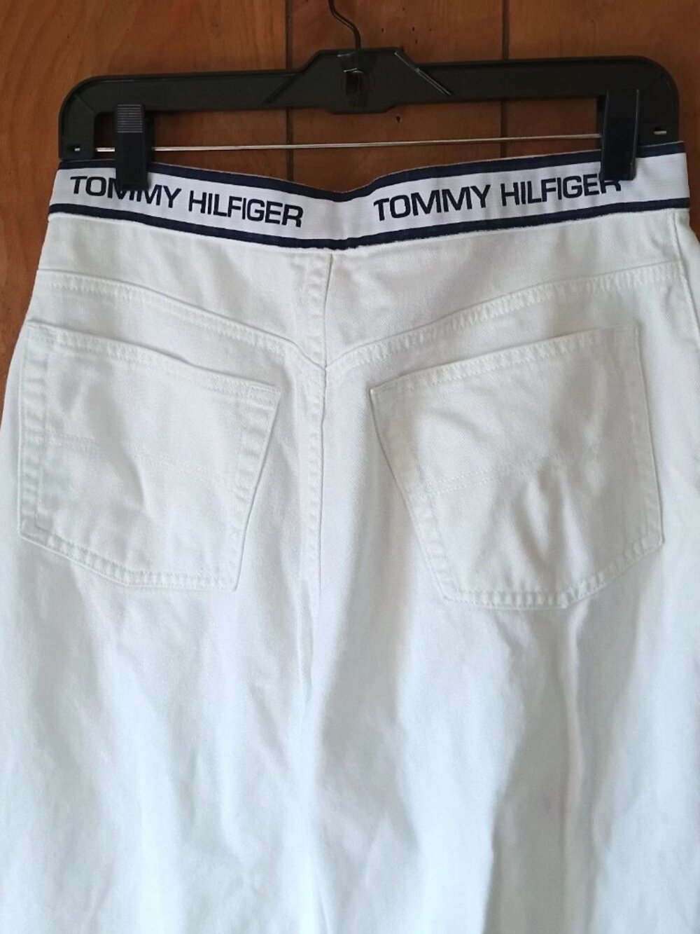 Tommy Hilfiger Jeans Women’s Size 12 White High Rise Straight Leg Cotton Logo - Picture 6 of 6